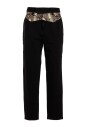 collection-de-jeans-polyvalente-et-raffinee