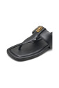 chaussures-slip-on-noires-avec-semelle-logo