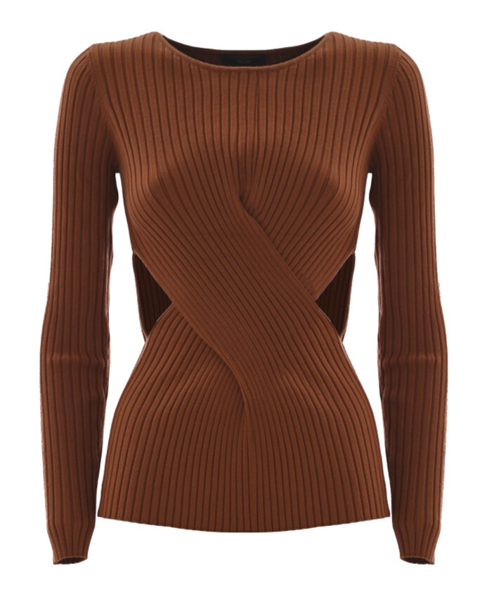 pull-en-maille-torsadee-a-devant-croise