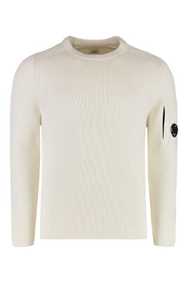 crew-neck-sweater-with-logo-patch