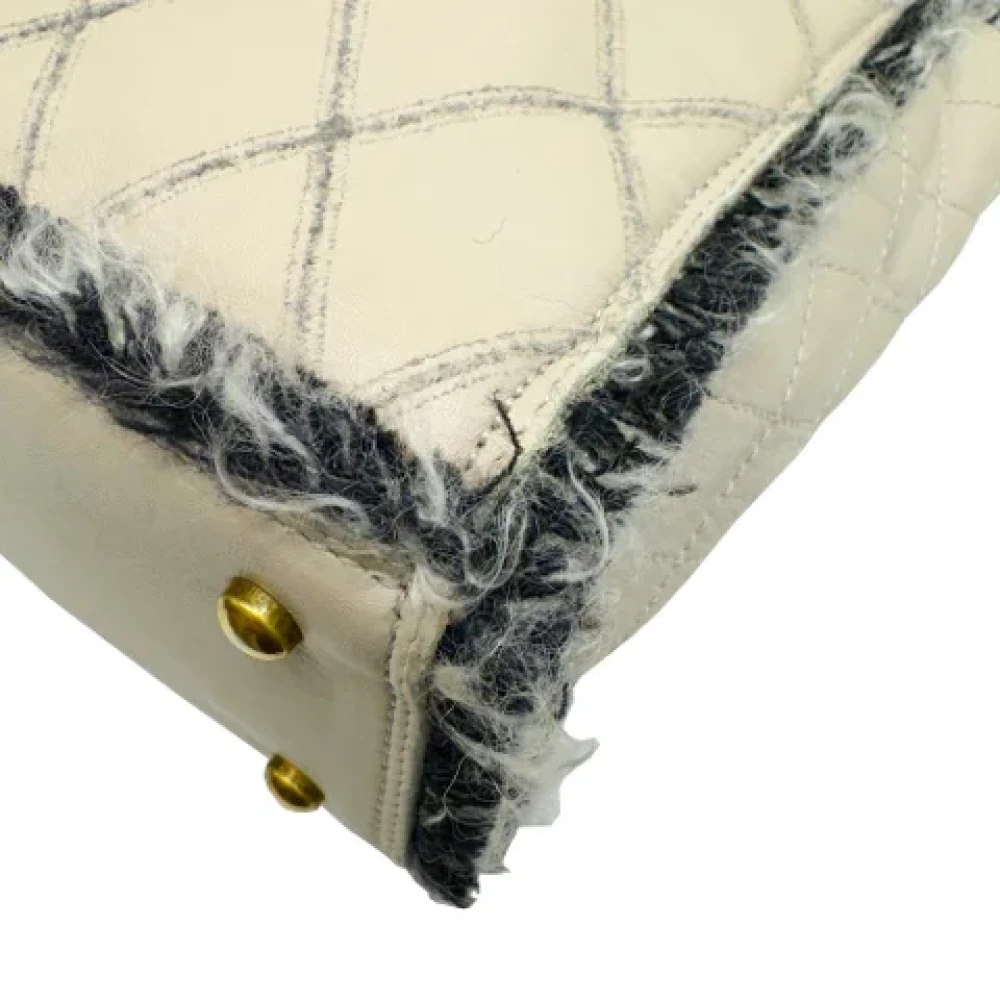 Chanel Vintage Pre-owned Leather totes Beige Dames