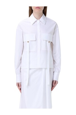 white-shirt-with-chest-pockets