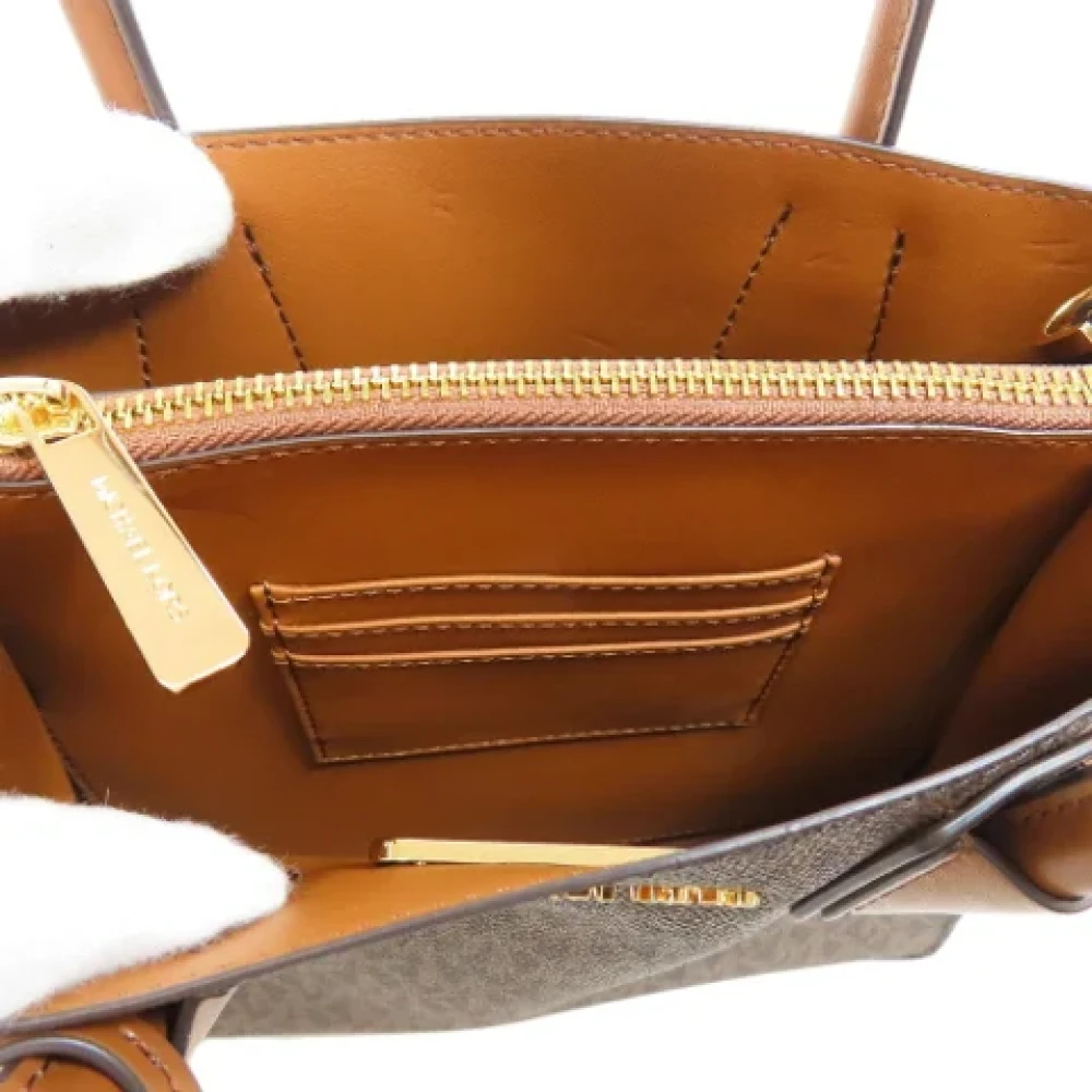 Michael Kors Pre-owned Plastic handbags Brown Dames