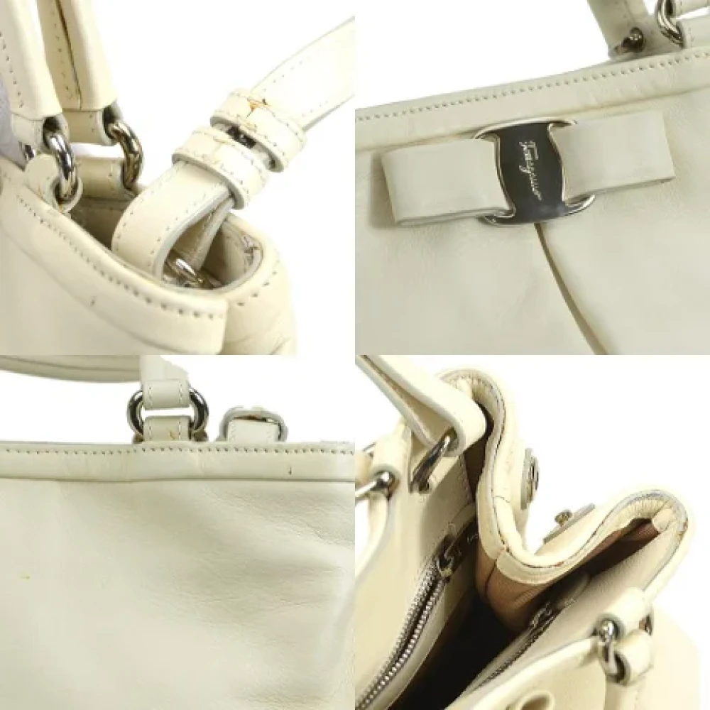 Salvatore Ferragamo Pre-owned Leather handbags Beige Dames