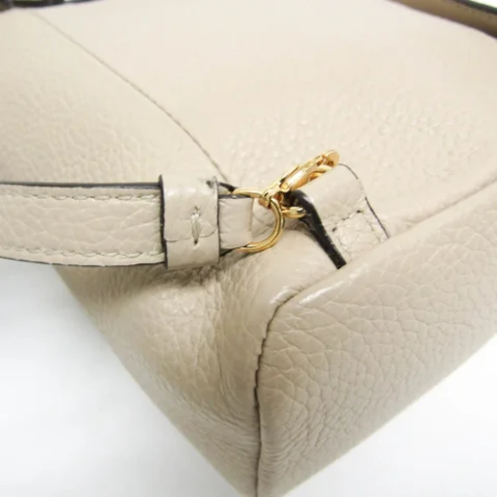 Salvatore Ferragamo Pre-owned Leather backpacks Beige Dames