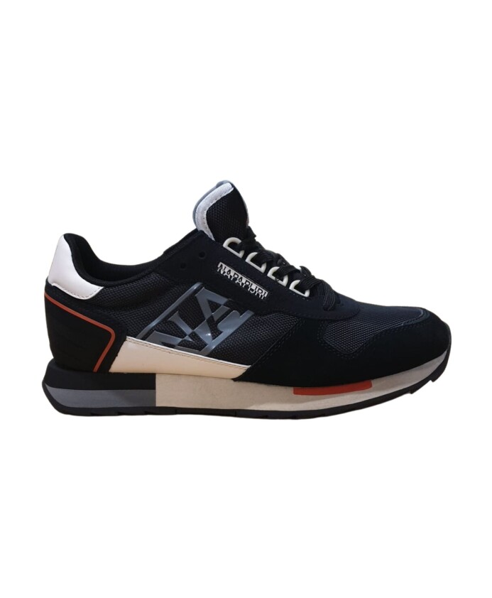 low-leather-black-sneakers