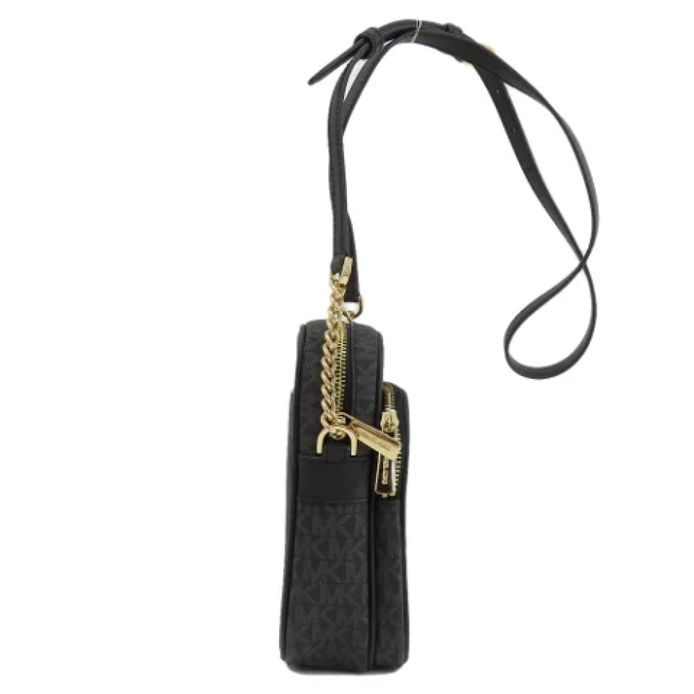 Michael Kors Pre-owned Plastic shoulder-bags Black Dames