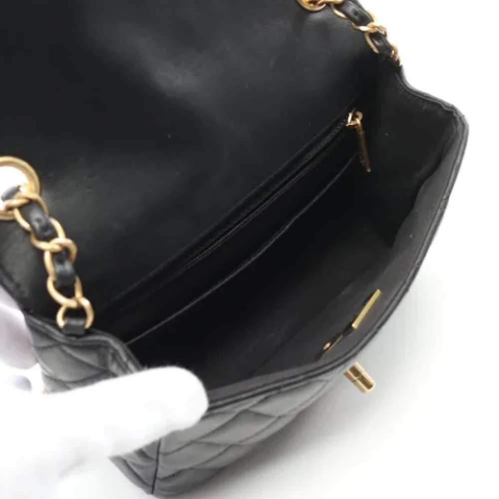 Chanel Vintage Pre-owned Leather shoulder-bags Black Dames