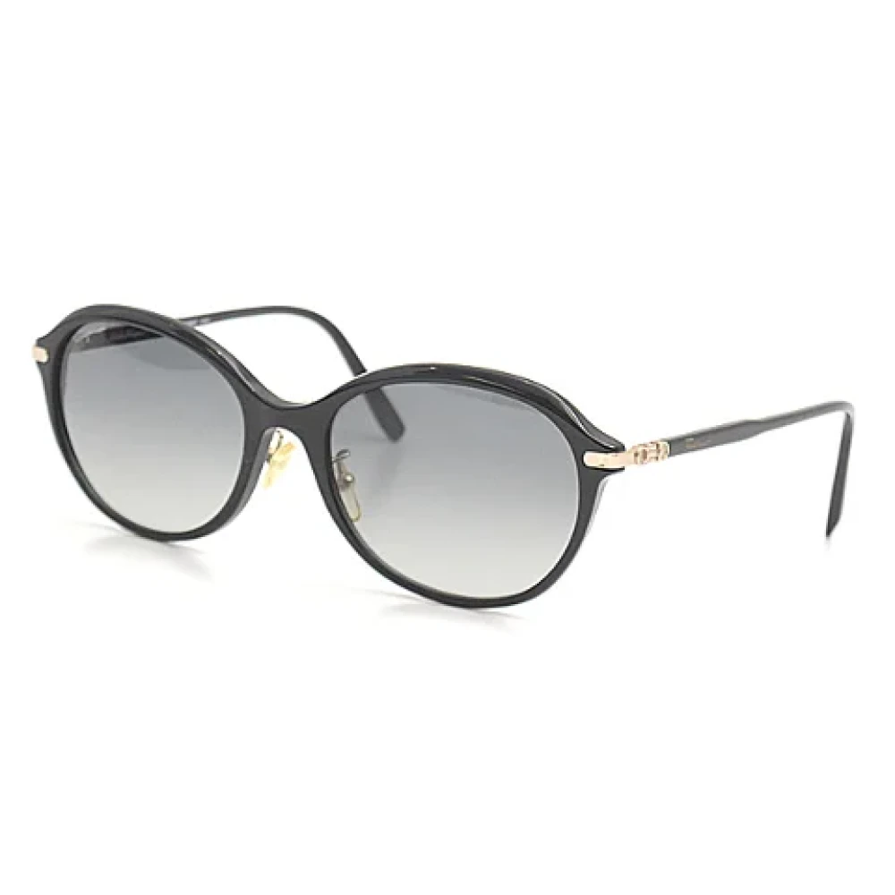 Salvatore Ferragamo Pre-owned Plastic sunglasses Black Dames