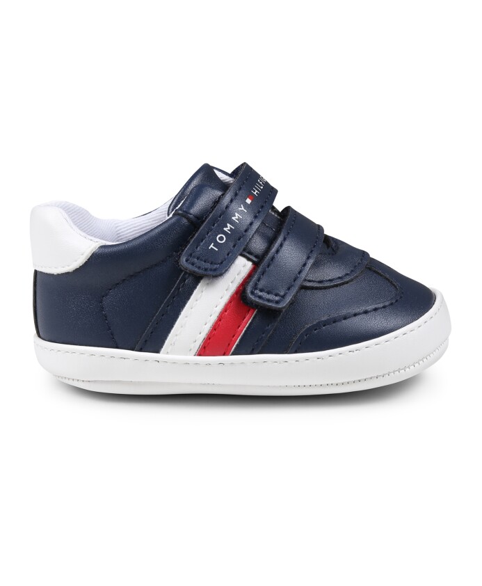 baskets-basses-a-scratch-drapeau