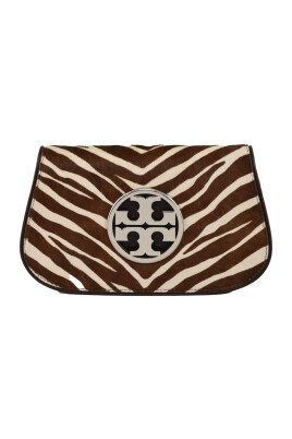 leather-shoulder-bag-with-magnet-closure