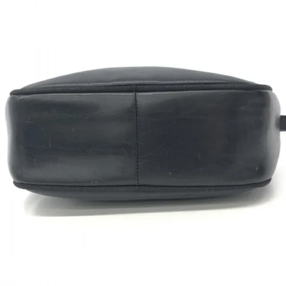 Salvatore Ferragamo Pre-owned Fabric shoulder-bags Black Dames