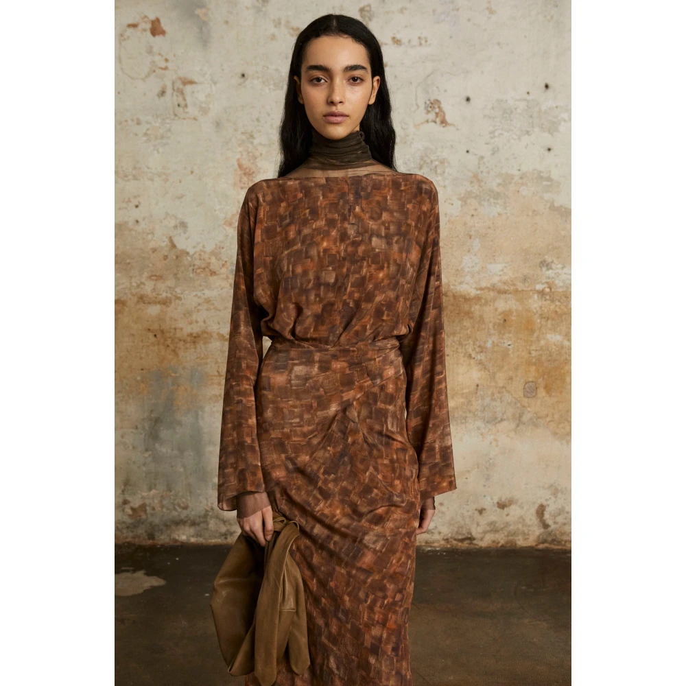 Cortana Zijden kubusprint lange jurk Brown Dames