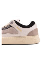 grijs-wit-lage-top-sneakers