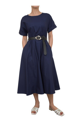 blue-dress-elegant-style
