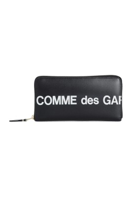 black-wallet-with-zip-fastening