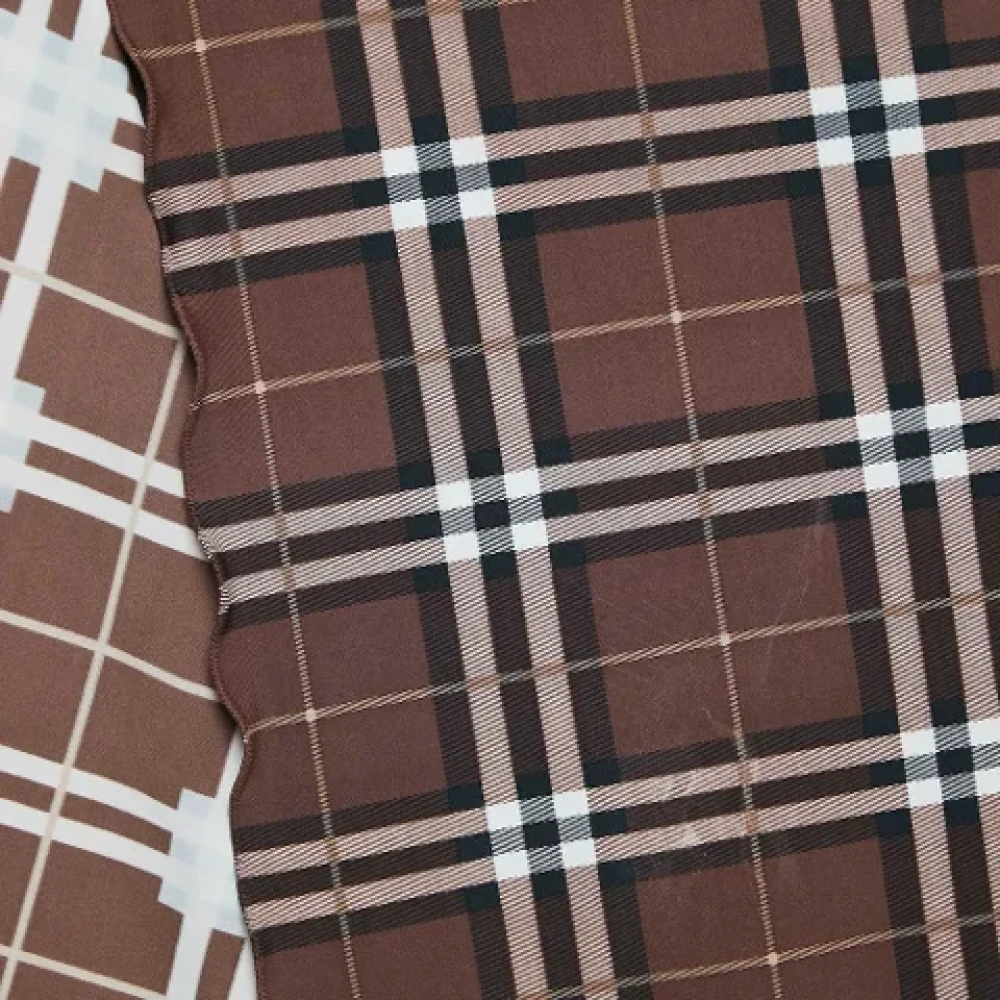 Burberry Vintage Pre-owned Fabric scarves Brown Dames