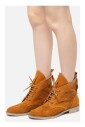 bottines-en-cuir-perfore-orange