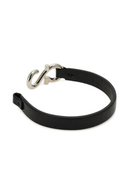 black-gancini-plaque-hook-bracelet