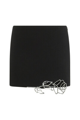 mini-jupe-noire-avec-cristaux-et-roses