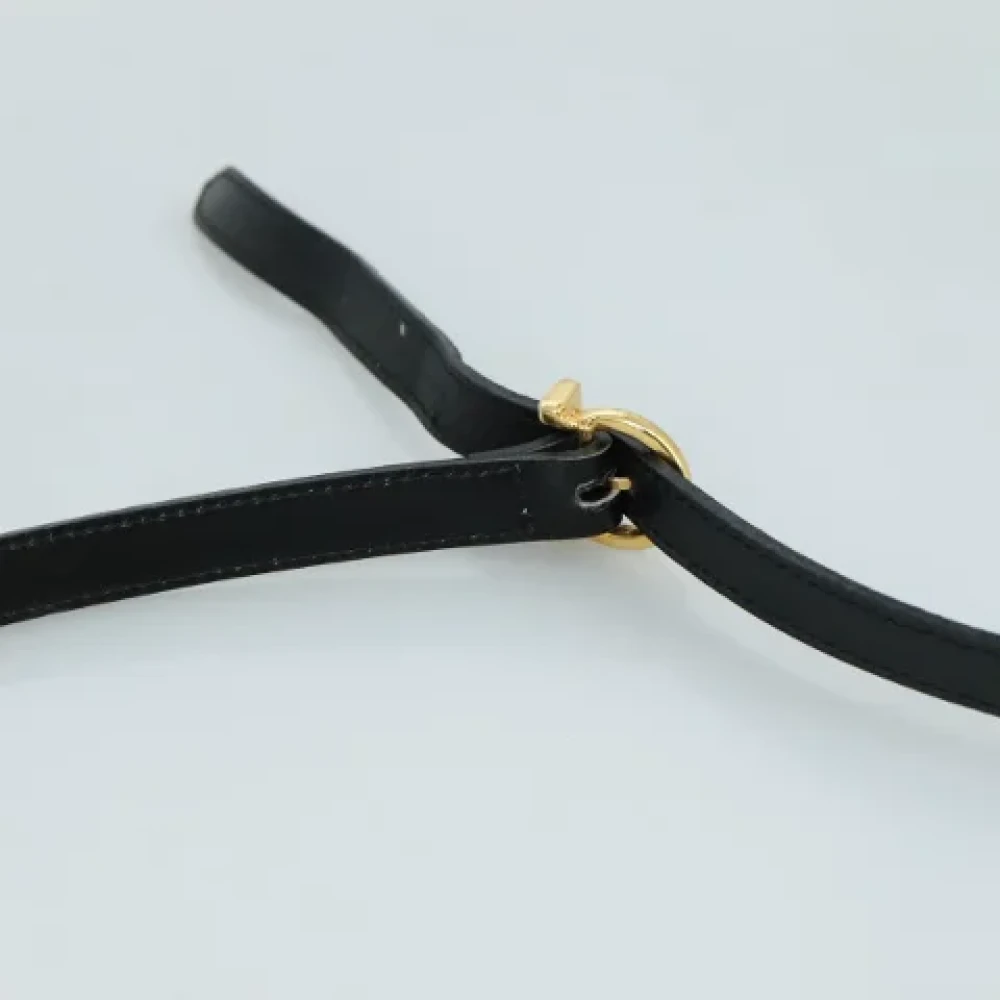 Salvatore Ferragamo Pre-owned Suede shoulder-bags Black Dames