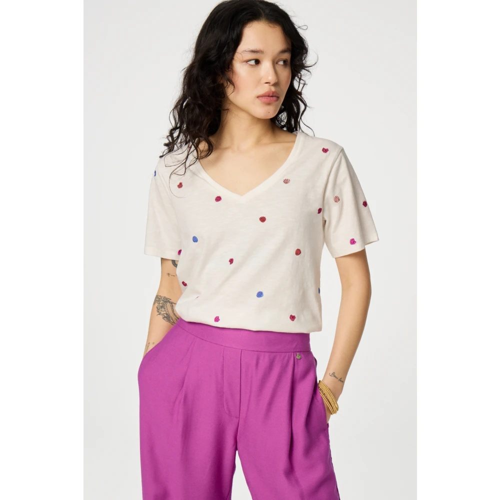 Fabienne Chapot Geborduurde V-hals T-shirt White Dames