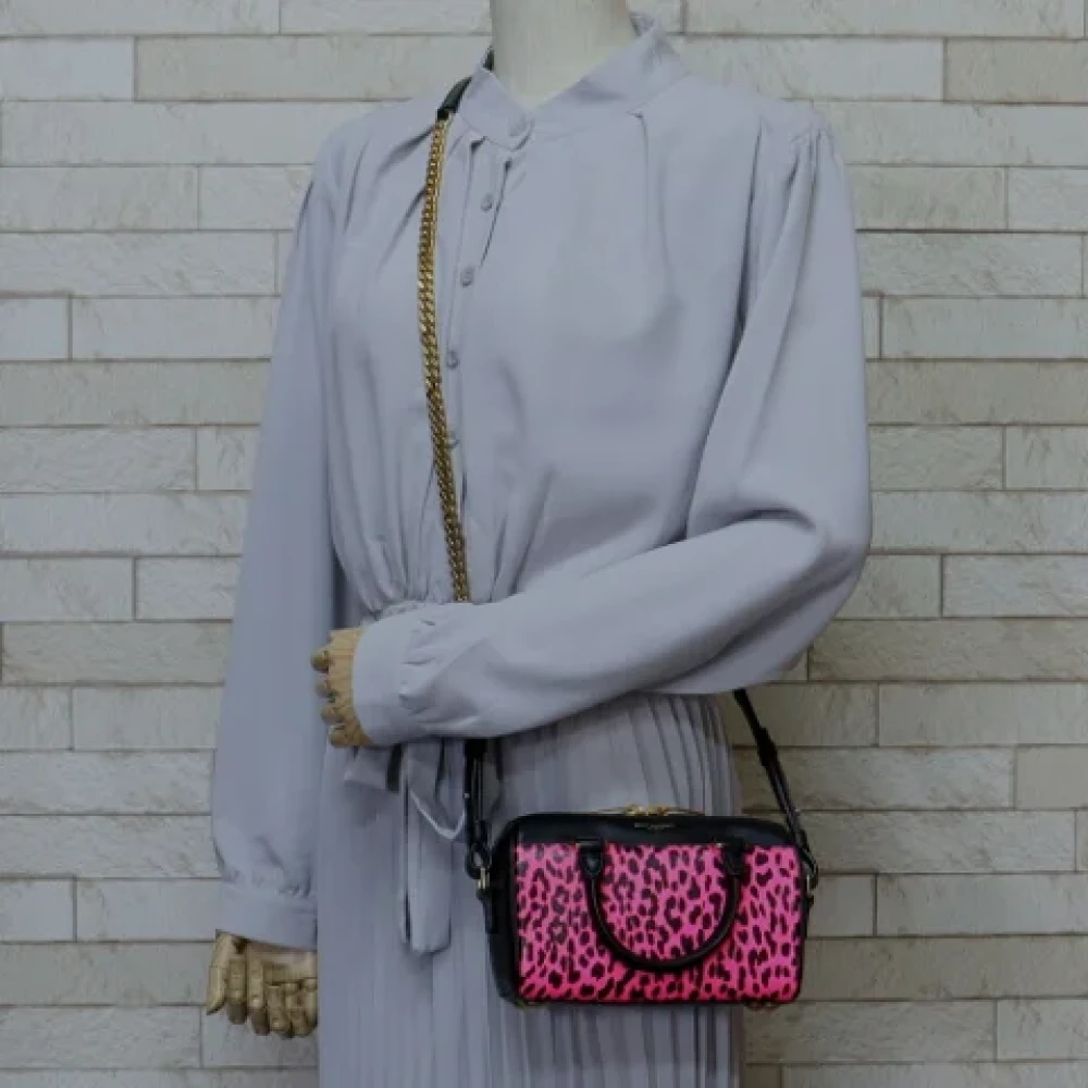 Yves Saint Laurent Vintage Pre-owned Fabric shoulder-bags Pink Dames