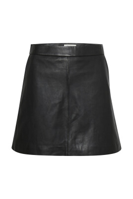 short-leather-skirt