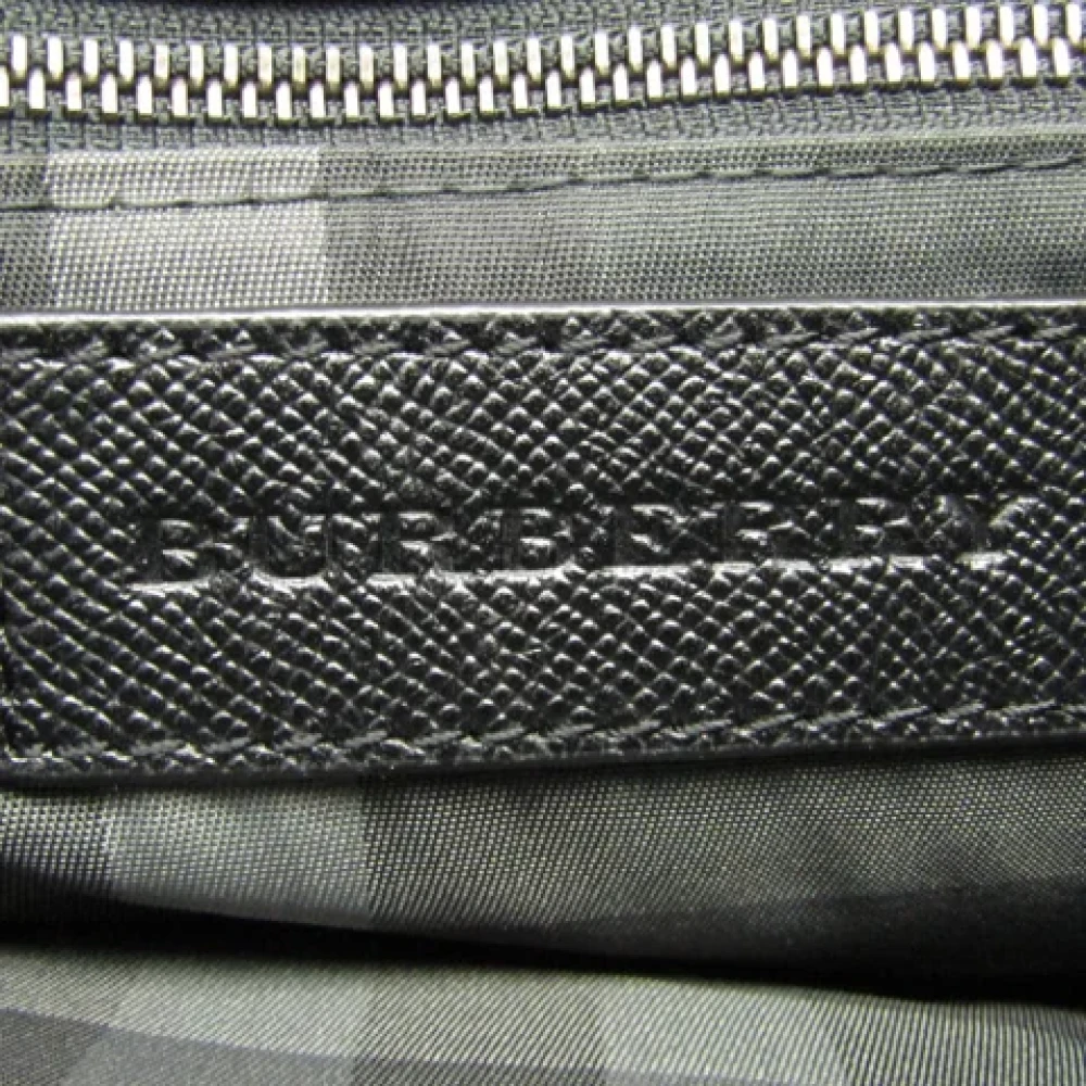 Burberry Vintage Pre-owned Canvas shoulder-bags Black Dames
