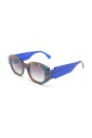 lunettes-de-soleil-bleues-pour-un-usage-quotidien