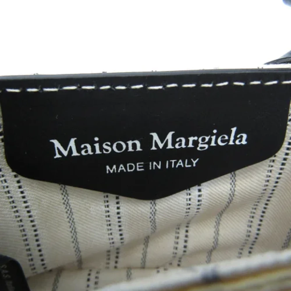 Maison Margiela Pre-owned Fabric clutches Beige Dames