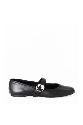 black-ballerina-flats-elegant-chic-style