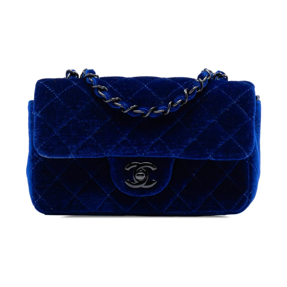 Chanel Vintage Women's Blue Pre-Owned Quilted Velvet Flap Bag