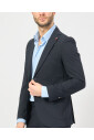robe-bleue-slim-fit-style-classique