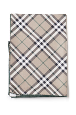 foulard-en-twill-de-soie-couleur-tilleul