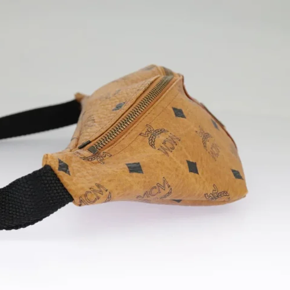MCM Pre-owned Canvas crossbody-bags Brown Dames