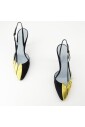 escarpins-en-cuir-noir-et-dore
