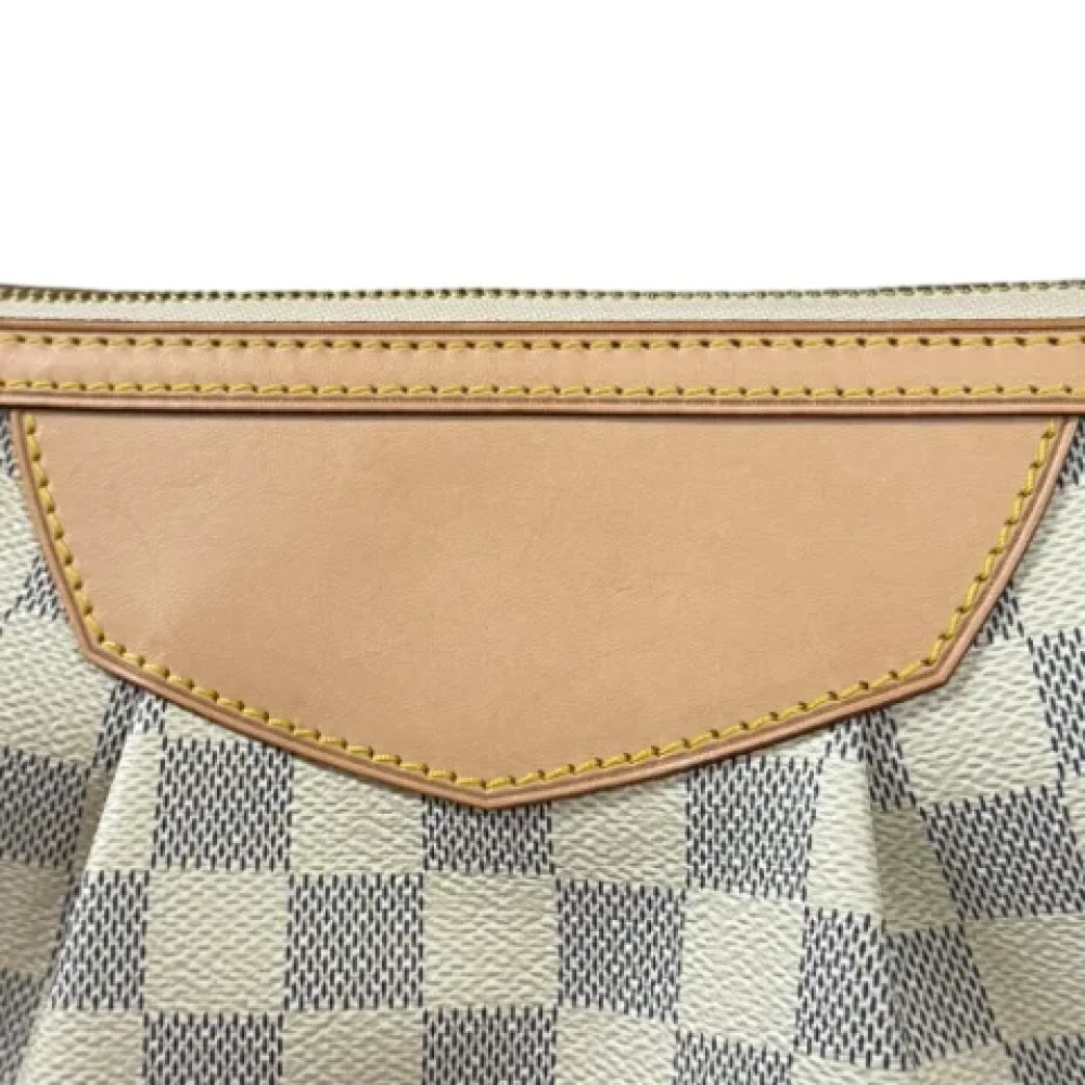 Louis Vuitton Vintage Pre-owned Fabric shoulder-bags White Dames