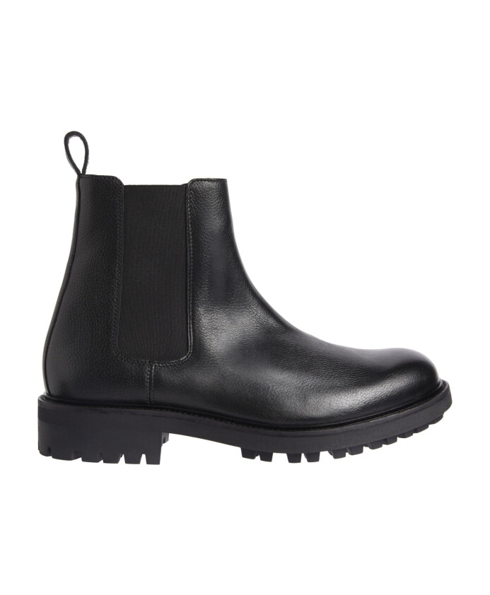 black-chelsea-ankle-boots