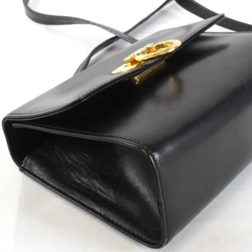 Salvatore Ferragamo Pre-owned Leather shoulder-bags Black Dames