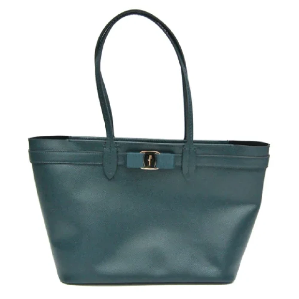 Salvatore Ferragamo Pre-owned Leather handbags Green Dames