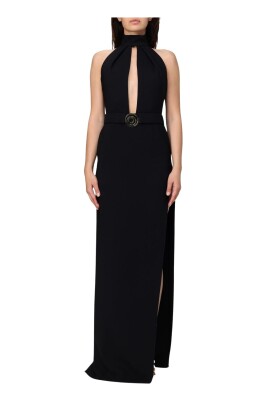sophisticated-halter-neckline-gown