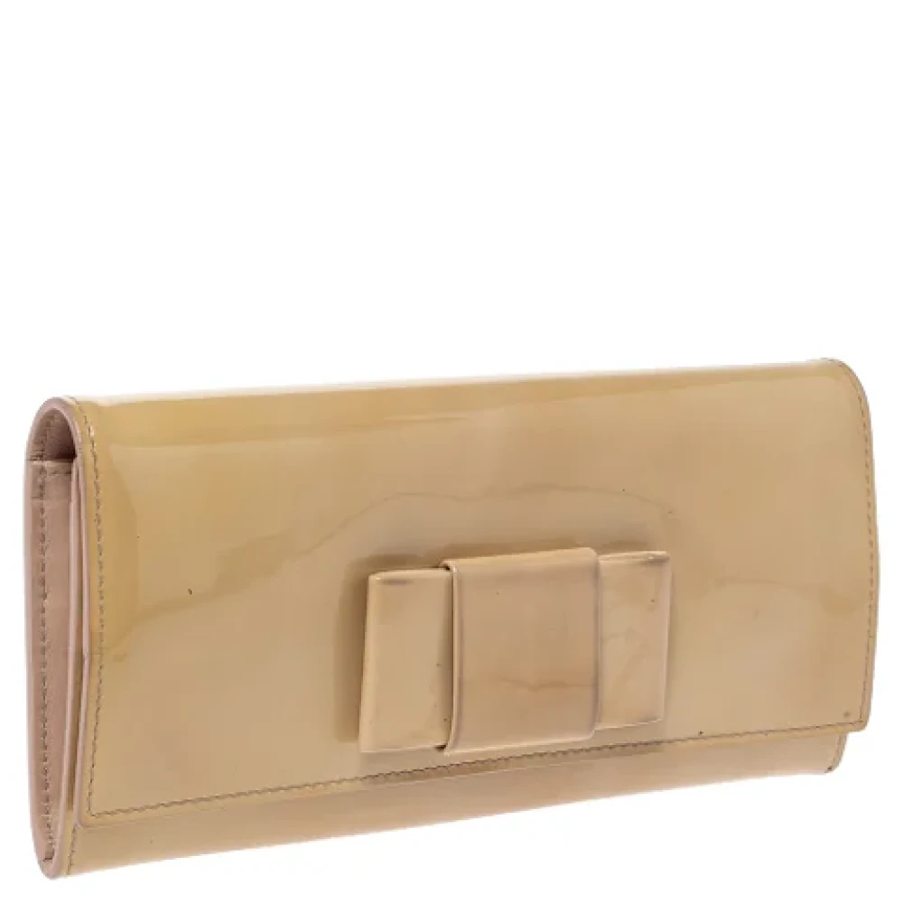 Miu Pre-owned Leather wallets Beige Dames