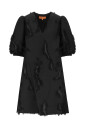 mini-robe-noire-avec-effet-effiloche
