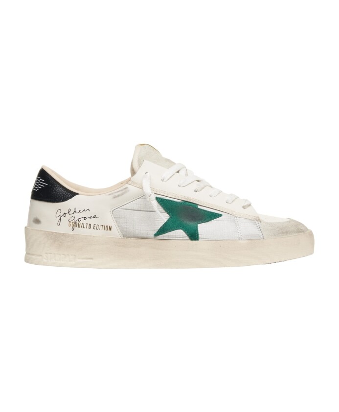sneakers-blanches-avec-un-look-use