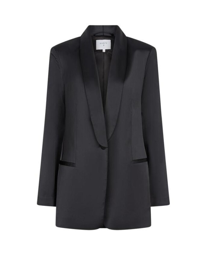 blazer-elegant-en-satin-avec-une-touche-moderne