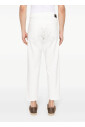 jean-en-denim-blanc-fusele