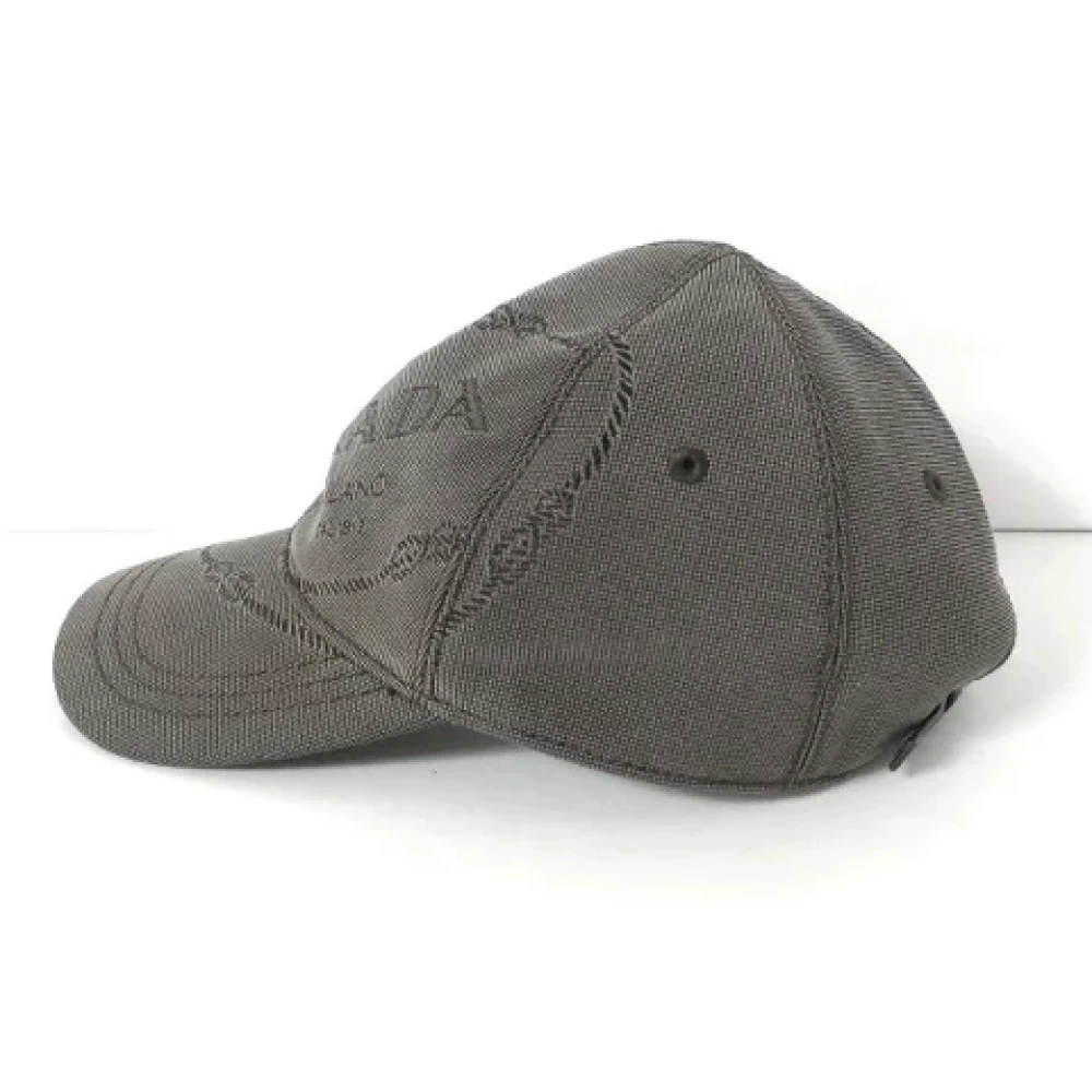 Prada Vintage Pre-owned Polyester hats Gray Dames