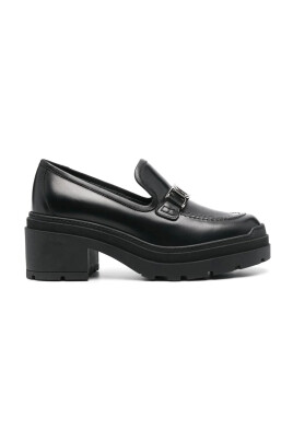 black-casual-loafers-for-women