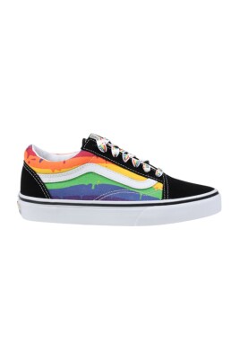 classic-kids-sneakers-for-everyday-adventures